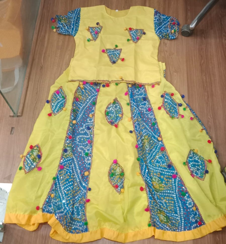 Gujrati Girl Yellow- Used Costume For Kids/Traditional Gujrati Dress For Girls/Navratri Garba Dress/For Kids Annual function/Theme Party/Competition/Stage Shows/Birthday Party Dress