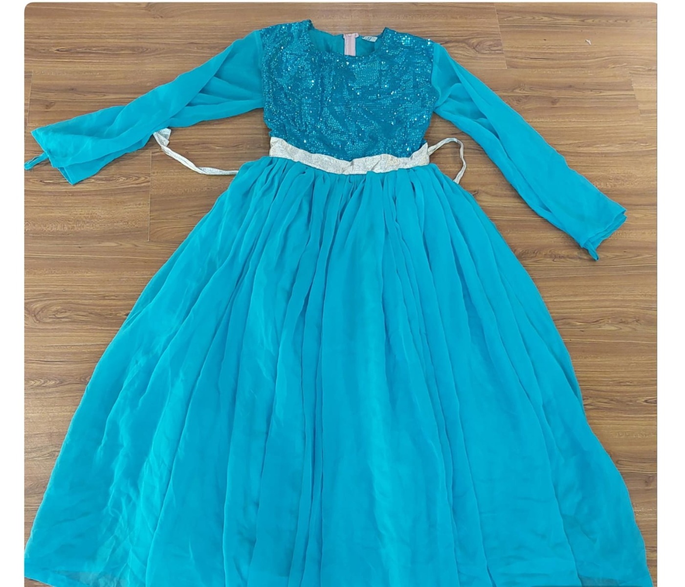 Red-Blue-Gown( Mix Size)